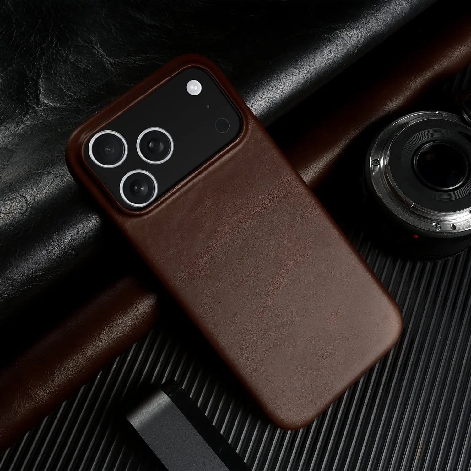 Vintage Waxed Leather iPhone Case – MagSafe Full Cover