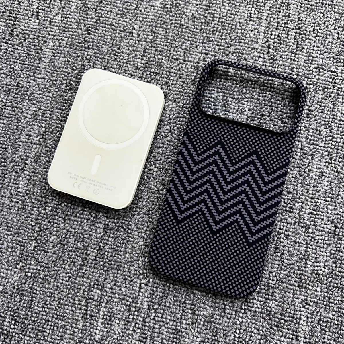 Frameless Carbon Fiber Starry Sky Magnetic Case – iPhone 15–17 Series