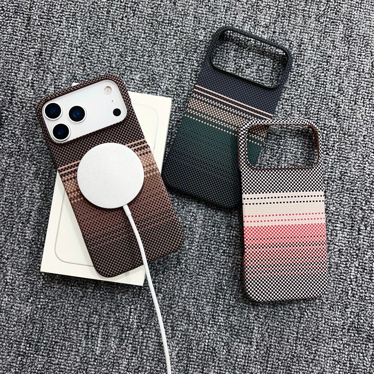 Frameless Carbon Fiber Starry Sky Magnetic Case – iPhone 15–17 Series