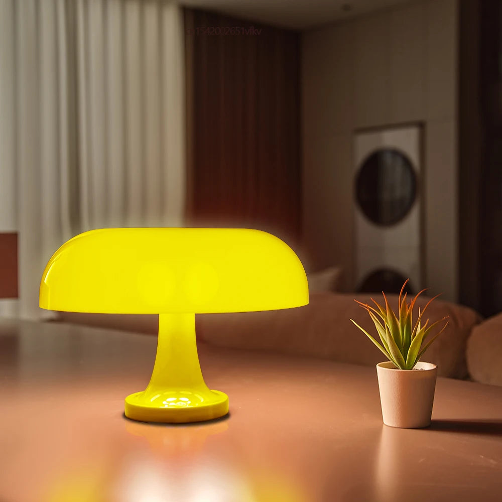 Modern Bauhaus Table Lamp – Classic Mushroom Bedside Lamp