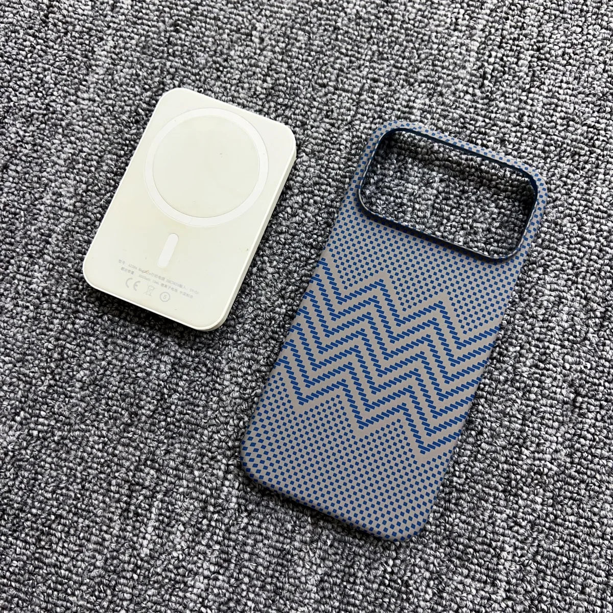 Frameless Carbon Fiber Starry Sky Magnetic Case – iPhone 15–17 Series