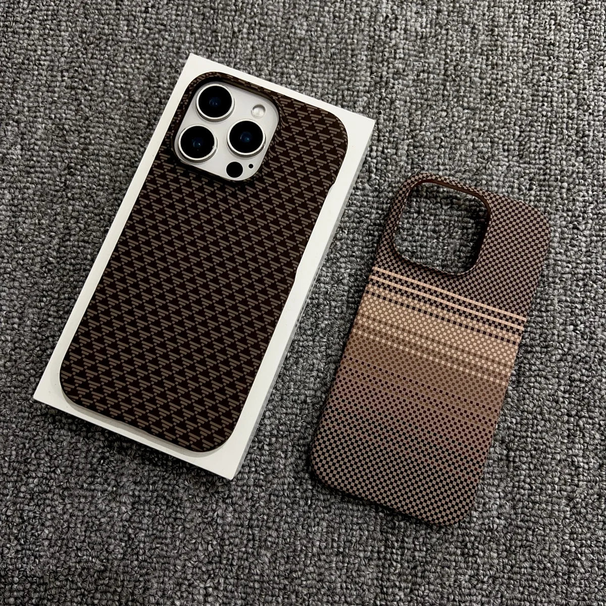 Frameless Carbon Fiber Starry Sky Magnetic Case – iPhone 15–17 Series